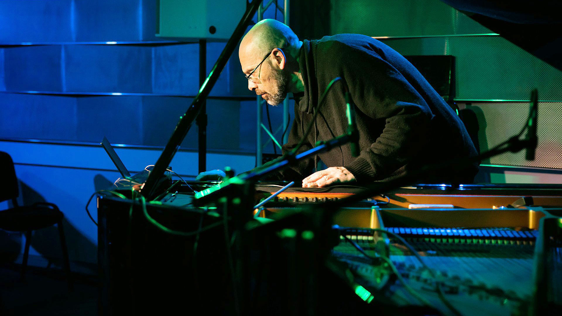 Dmitry Shubin. Piano & live electronics